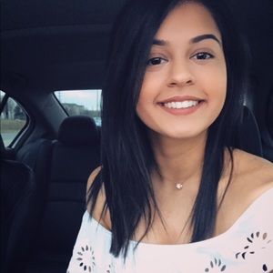 Meet your Posher, Pearl